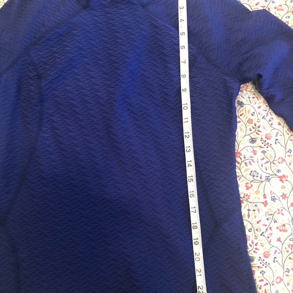 Lucy Size Medium Pullover Athletic Jacket Shirt - image 7